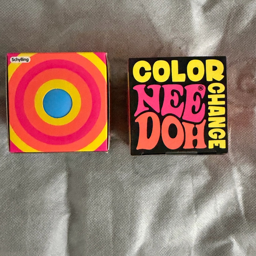 Color NeeDoh Change Vintage Style Box Set - Bright Pink & Yellow